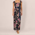 Embroidered Floral Short Sleeved Fitted Dress